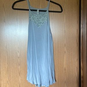 Size large flowy tank